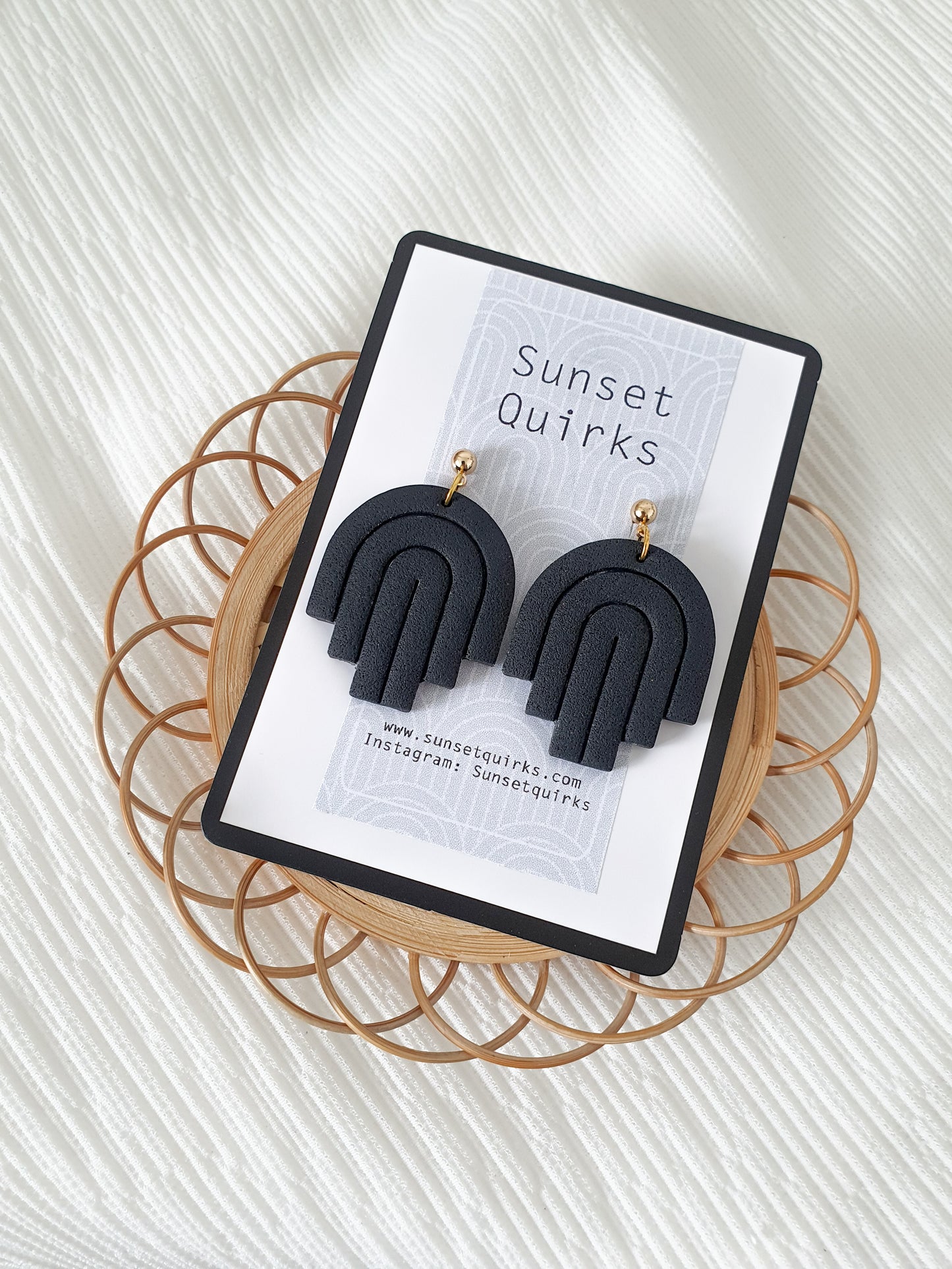 Andrea (Black)