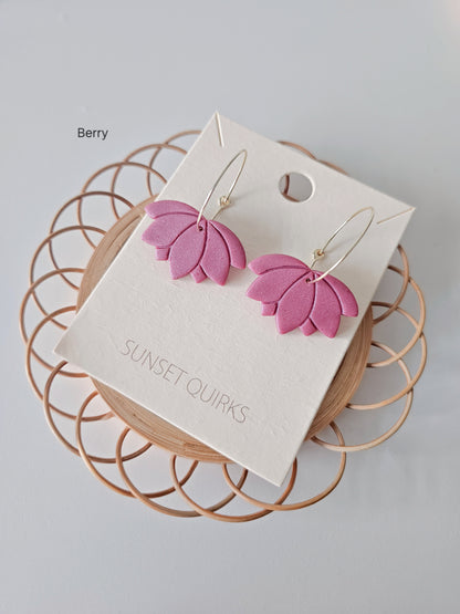 Lotus Hoops