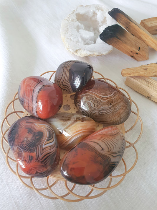 Sardonyx Agate Tumbled Stone | Strength • Good Fortune • Protection