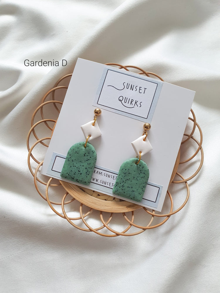 
                
                    Load image into Gallery viewer, Assorted Earrings
                
            